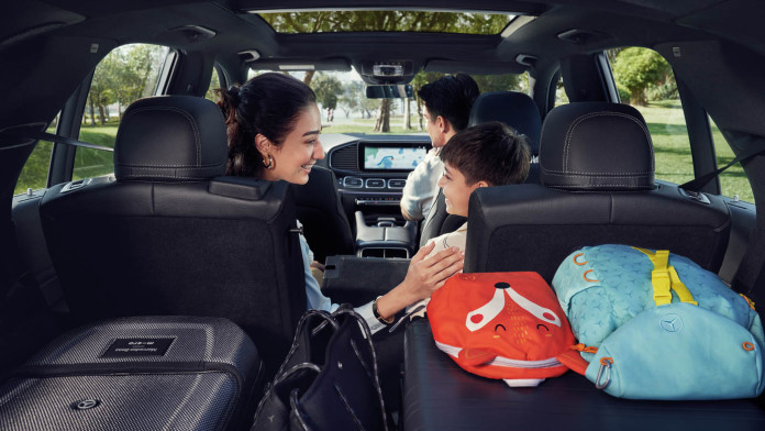 2025-Mercedes-Benz-Malaysia-genuine-care-service-6