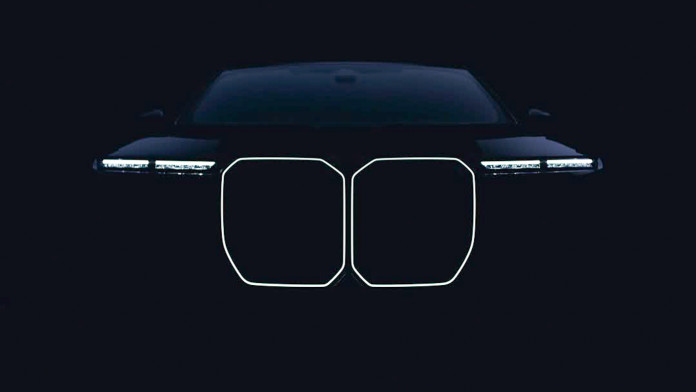 2026-BMW-7-Series-facelift-teaser-1