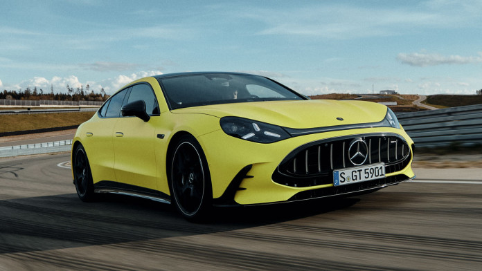 Das neue Mercedes-AMG GT 4-Türer Coupé: Revolutionäre Performance. Maximale Intensität.The new Mercedes-AMG GT 4-Door Coupé: Revolutionary performance. Maximum intensity.